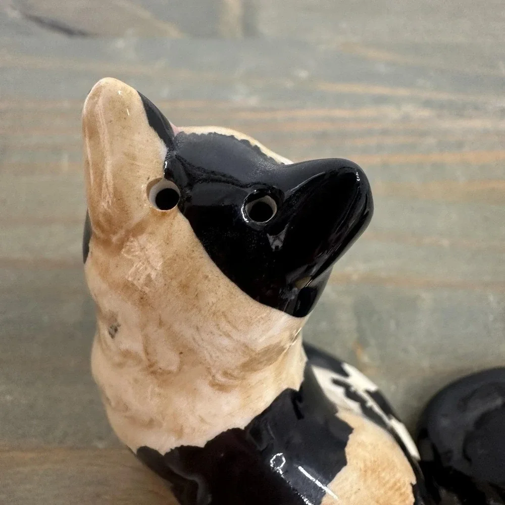 Vtg Japan Ceramic Black White Tuxedo Stripe Tiger Kitty Cat Salt Pepper Shakers
